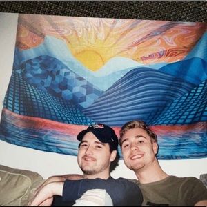 Meet your Posher, Sam